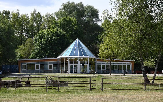 NaturParkZentrum am Wildgehege Glauer Tal - Außenansicht, Foto: Nanouk, Lizenz: Landschafts-Förderverein NNN e.V.