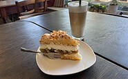 Kuchen im KaffeeKonsum in Wolletz, Foto: Madlen Kienitz, Lizenz: Tourismusverein Angermünde e. V.