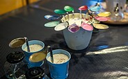 Buntes Wachs zum Bemalen nach sorbischer Tradition in der Ostereierwerkstatt, Foto: Torsten Kellermann, Lizenz: Christina Kasper