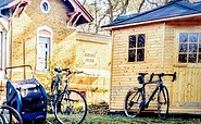 Kinderanhänger und Leihrad von FamilyandBike, Foto: E. Grieger, Lizenz: E. Grieger