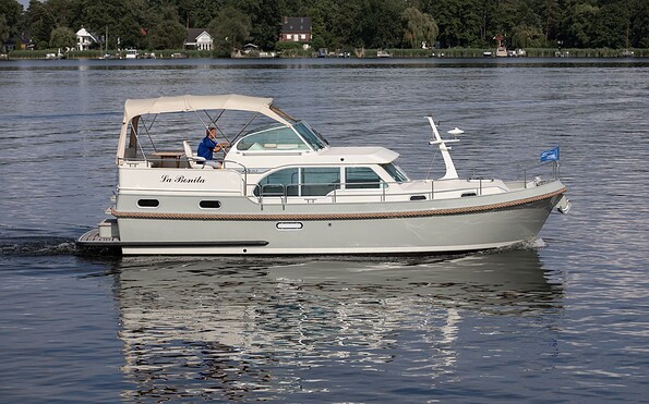 Linssen G.S. AC 35.0 Intero, Foto: Yachtcharter Werder