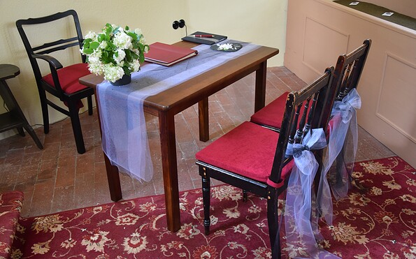 Trauzimmer im Schulmuseum Schwarzenburg, Foto: Jörg Beyer, Lizenz: Jörg Beyer