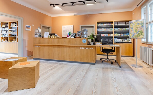 Beratungsraum Tourist-Information, Foto: Martin Karnbach, Lizenz: Gemeinde Schwielowsee