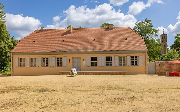 Kultur- und Tourismusamt im Logierhaus im Schlosspark Caputh, Foto: Martin Karnbach, Lizenz: Gemeinde Schwielowsee