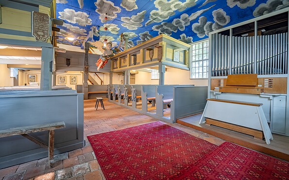 Taufengel in der Fischerkirche Ferch , Foto: Martin Karnbach, Lizenz: Gemeinde Schwielowsee