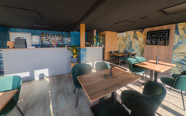 LAGO N°45 Innenbereich mit Theke, Foto: Mario Thiel, Lizenz: Mario Thiel