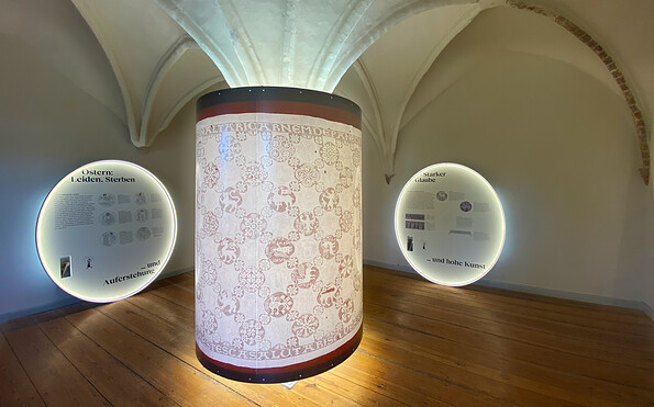 Abbildung des Zehdenicker Altartuches, Foto: Elisabeth Kluge, Lizenz: Tourist-Information Zehdenick