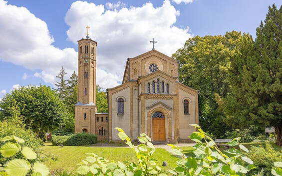 Kirche Caputh, Foto: Martin Karnbach, Lizenz: Gemeinde Schwielowsee