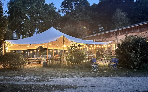 Weideküche Gut Boltenhof - Terrasse, Foto: Gut Boltenhof