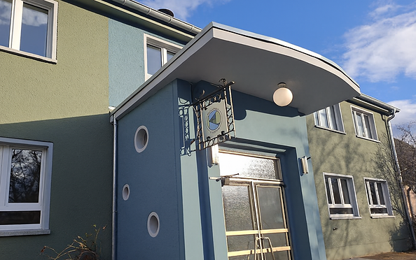 Außenansicht Kulturhaus Locktow, Foto: Angelika Janke, Lizenz: Tourismusverband Fläming e.V.