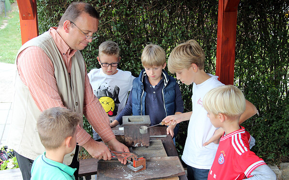 Zinngießen, Foto: Beatrix Schwarz, Lizenz: 4 TV