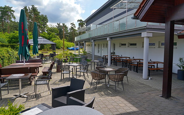 Terrasse Imbiss, Foto: Herr Prosch, Lizenz: Campingplatz Tonsee - FKK