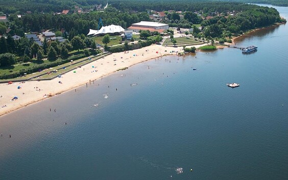 Seestrand Großkoschen am Senftenberger See, Foto: Zweckverband Lausitzer Seenland Brandenburg, Lizenz: Zweckverband Lausitzer Seenland Brandenburg
