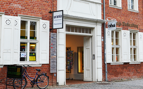 Entrance of the Urania-Planetarium in the Dutch Quarter, Foto: Kerstin Raatz, Lizenz: Kerstin Raatz