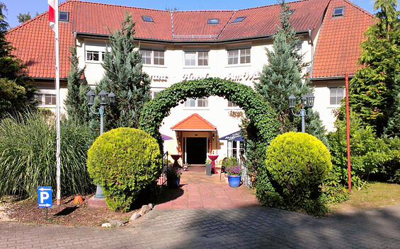 Der Eingangsbereich des "Hotel am Wald", Foto: Sabine Crippa, Lizenz: Hotel "Am Wald"