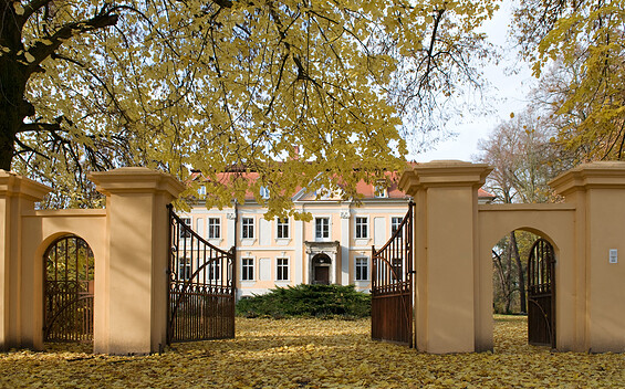 Herbstidylle auf Schloss Stülpe, Foto: Barbara Rupilius, Lizenz: Barbara Rupilius, Schloss Stülpe