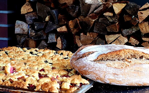 Frisch aus dem Backofen, Foto: Bootshaus am Leineweber, Lizenz: Amt Burg (Spreewald)