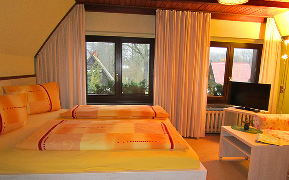 Cosy bedroom, Foto: Marion Pilzecker, Lizenz: Pension Willischza