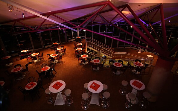 Café im Foyer des Großen Hauses, Foto: Juliane Menzel, Lizenz: Brandenburger Theater GmbH