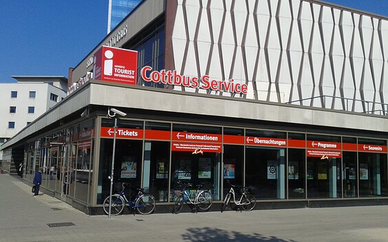 Cottbus Service in der Stadthalle Cottbus, Foto: CMT Cottbus, Lizenz: CMT Cottbus