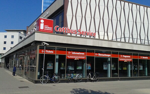 Cottbus Service in der Stadthalle Cottbus, Foto: CMT Cottbus, Lizenz: CMT Cottbus