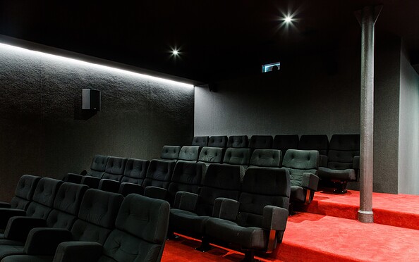 Kino im Paulinen Hof, Foto: Jana Marie Graßelt, Lizenz: Seminarhotel Kuhlowitz GmbH