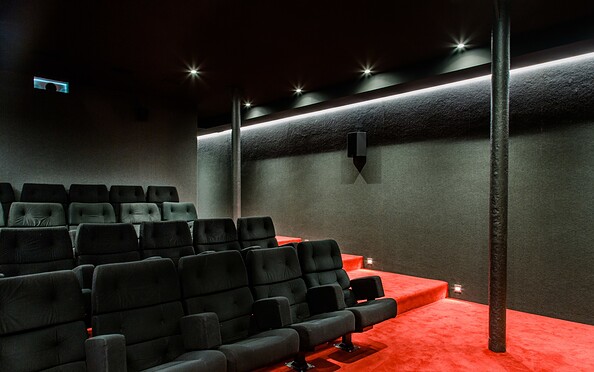 Kino im Paulinen Hof, Foto: Jana Marie Graßelt, Lizenz: Seminarhotel Kuhlowitz GmbH