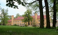 Gutspark Petzow - Schloss, Foto: Yvonne Schmiele