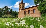 Schinkelkirche in Petzow, Foto: Steffen Lehmann, Lizenz: TMB Tourismus-Marketing Brandenburg