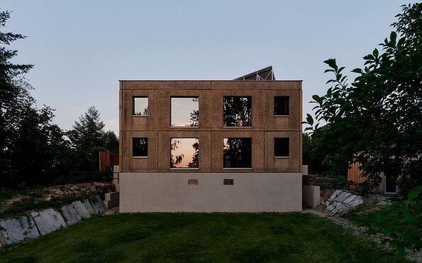 Außenansicht, Foto: KKROM.services Tobias König und Michael Romstöck Vielle