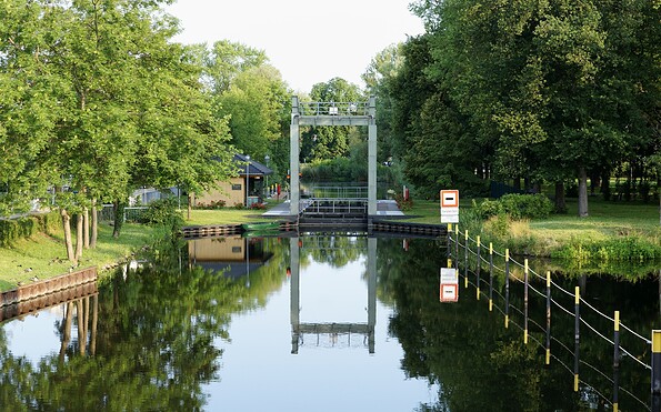 Sportbootschleuse, Foto: Ulf Boettcher