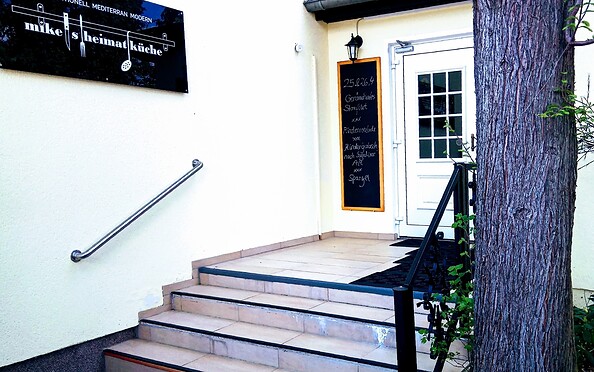 Eingang mike´s heimatküche, Foto: Mike Waesche