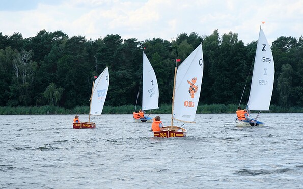 Spreewald-Segelschule am Köthener See, Foto:  Nils Tiebel, Lizenz: Spreewald-Segelschule