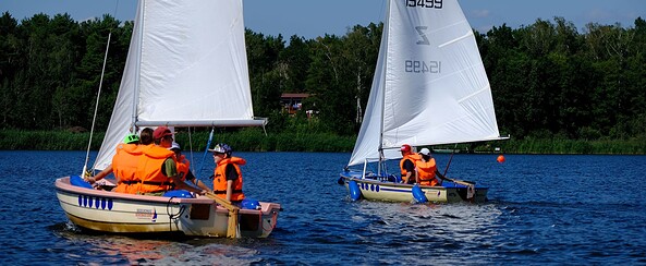 Spreewald-Segelschule am Köthener See, Foto: Nils Tiebel, Lizenz: Spreewald-Segelschule