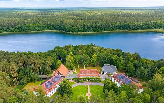 Hotel Döllnsee-Schorfheide, Luftbild, Foto: Jones Art, Lizenz: Hotel Döllnsee GmbH & Co. KG