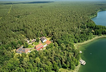 Luftaufnahme Hotel Döllnsee-Schorfheide, Foto: Jones Art, Lizenz: Hotel Döllnsee GmbH & Co. KG
