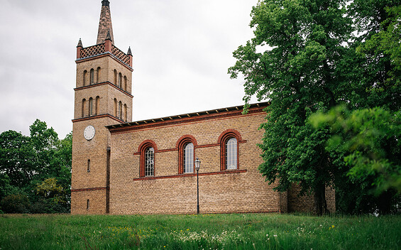 Schinkelkirche Petzow, Foto: Steven Ritzer, Lizenz: Tourismusverband Havelland e.V.