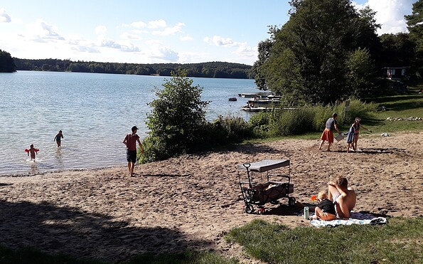 Ferienhaus am Wurlsee-Camping - Strand Wurlsee, Foto: Hoff, Foto: L. Hoff, Lizenz: L. Hoff