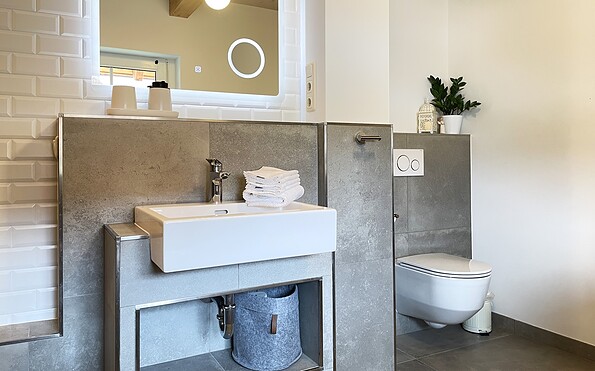 Weißes Nest - Badezimmer, Foto: Ulrike Haselbauer, Lizenz: Tourismusverband Lausitzer Seenland e.V.