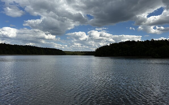 Blick auf den Wutzsee, Foto: Jörg Bartz, Lizenz: Brandenburgische Seenplatte GmbH