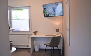 Gästewohnung OG, SZ 1 mit Schreibtisch, Foto: Kerstin Geilich, Lizenz: MuT