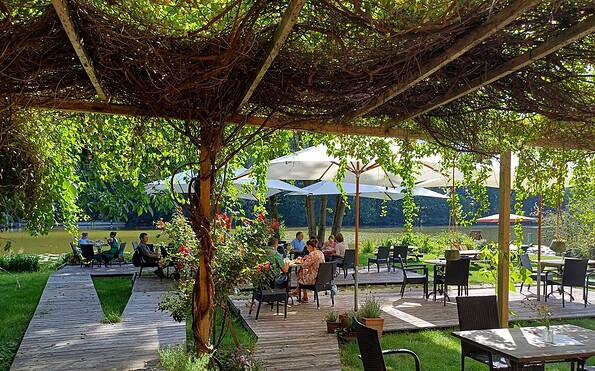 Terrasse River Café, Foto: K. Schwedt, Lizenz: TreibGuT GbR