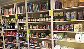 Regale mit regionalen Produkten, Foto: Laura Beister, Lizenz: Tourismusverein Scharmützelsee