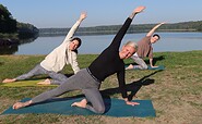 Yoga am Wolletzsee, Foto: E. M. Weyer, Lizenz: Tourismusverein Angermünde e. V.