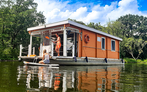 BunBo - Das BungalowBoot, Foto: Aquare Charter, Lizenz: Aquare Charter GmbH