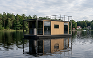 Hausboot Aussenansicht, Foto: Platform Fiverr vom Nutzer Joseph.M (@soso777) , Lizenz: Marius Kelm