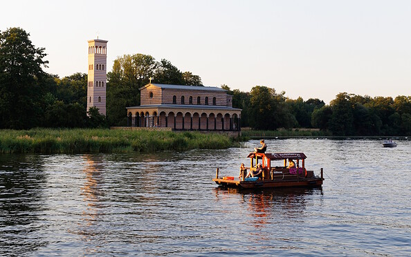 Raft in front off the Heilandskirche in Potsdam, Foto: André Stiebitz, Lizenz: TMB
