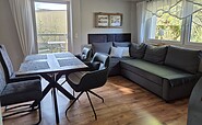 Wohnbereich, Foto: Ricarda Brandt, Lizenz: Ferienhaus „Kiefernwäldchen“ Mellensee