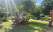 Garten mit Sitzmöglichkeiten, Foto: Jens Kohlschmidt, Lizenz: Jens Kohlschmidt