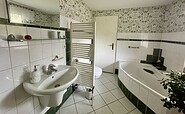 Ferienhaus Schönberg, Bad, Foto: Ursula Schmohl, Lizenz: Ursula Schmohl